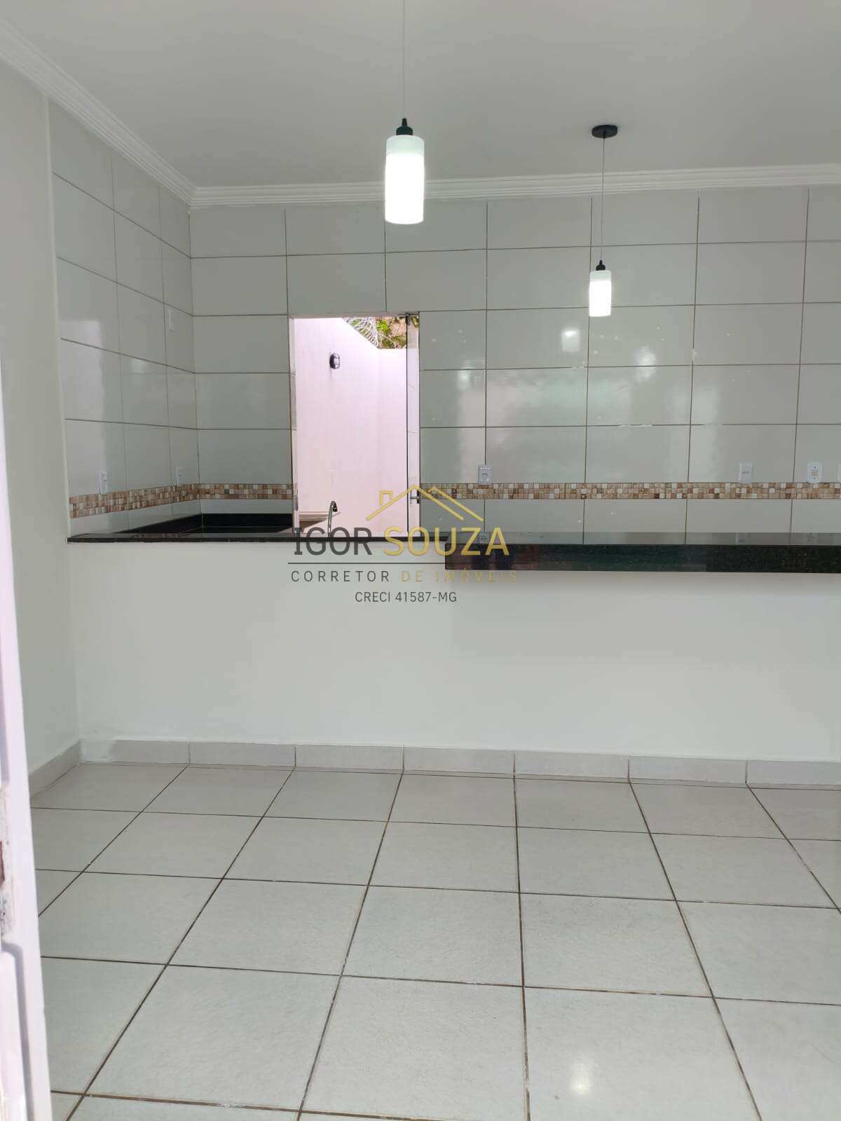  - Casa à venda em Governador Valadares, Alvorada, com 2 quartos