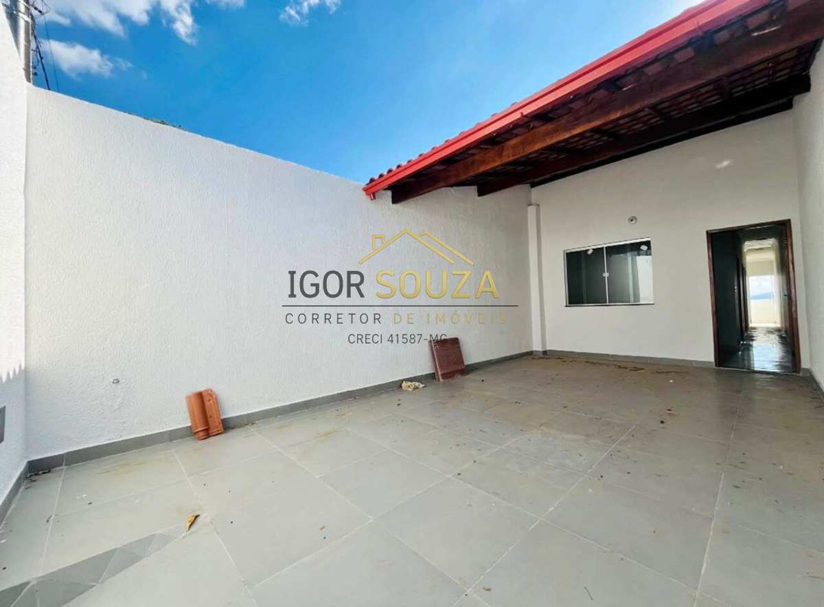  - Casa à venda em Governador Valadares, Atalaia