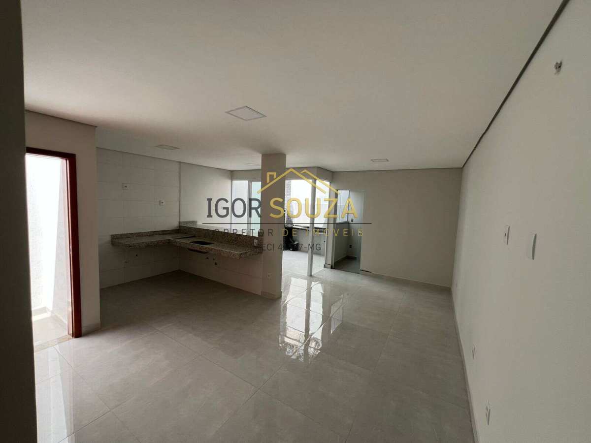  - Casa à venda em Governador Valadares, Coração Eucaristico, com 2 quartos, 120m²