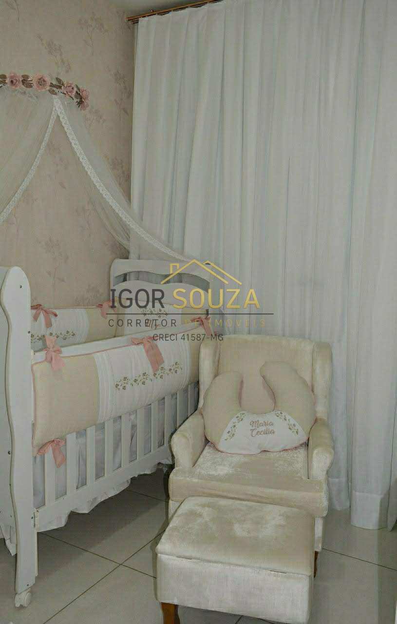 Casa à venda com 2 quartos - Sir,Governador Valadares