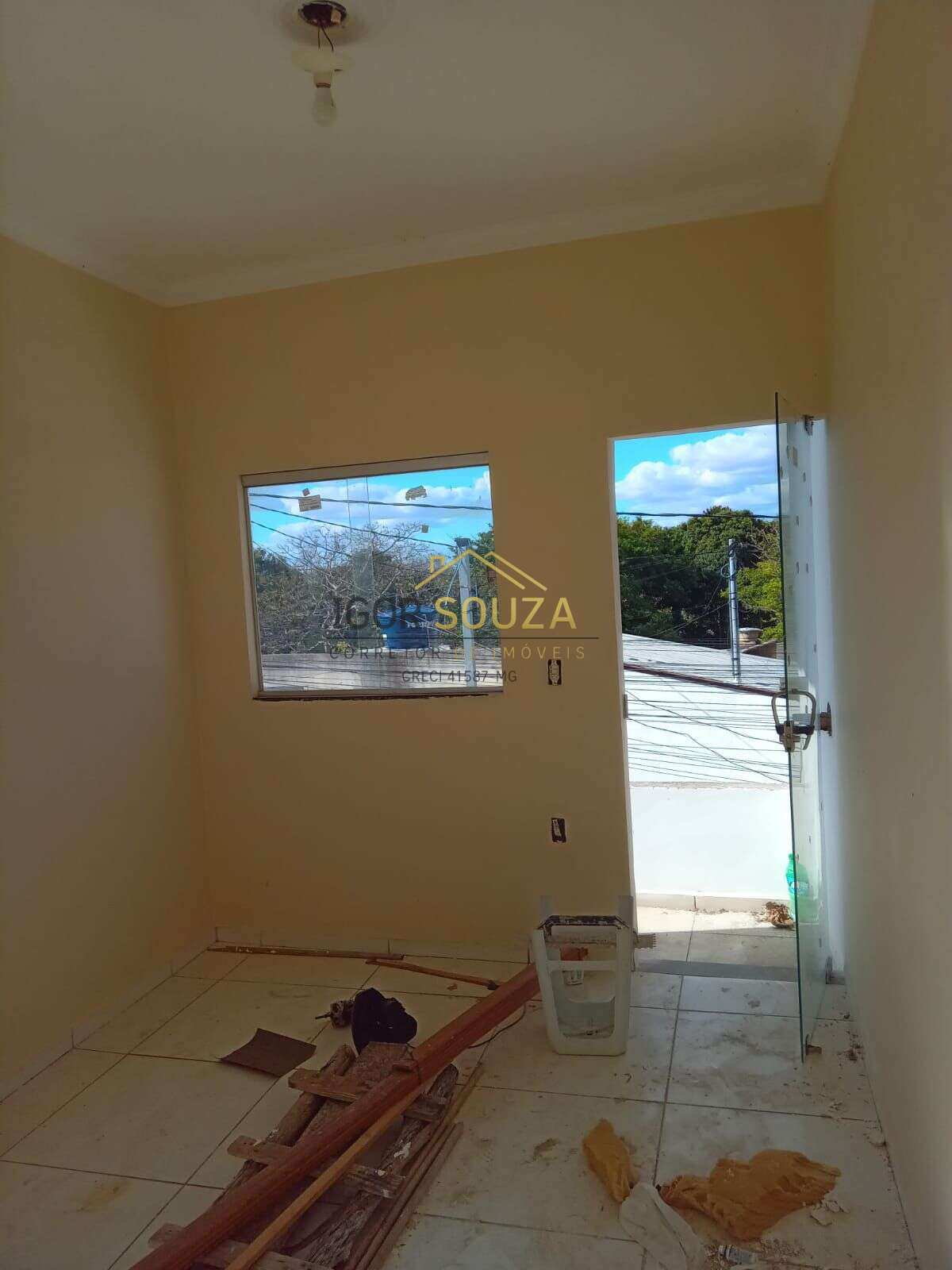 Casa à venda com 2 quartos - Vila do Sol,Governador Valadares