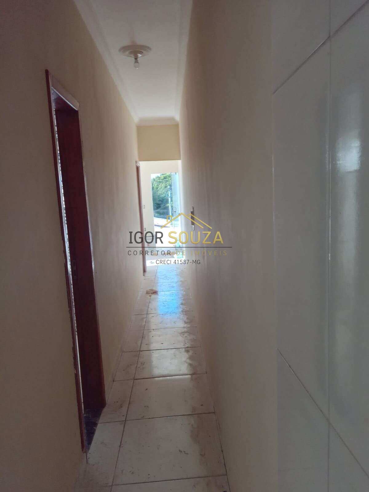 Casa à venda com 2 quartos - Vila do Sol,Governador Valadares