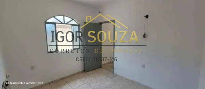  - Casa à venda em Governador Valadares, São Pedro, com 3 quartos, 300m²