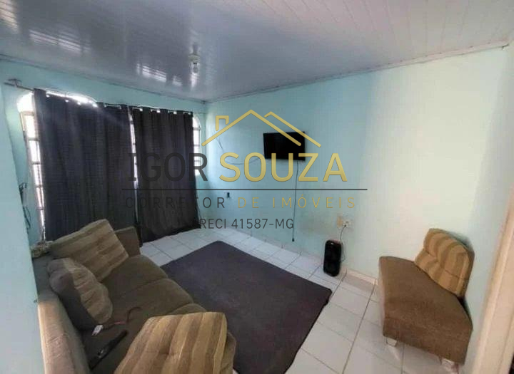 Casa à venda com 4 quartos - Vitoria,Governador Valadares