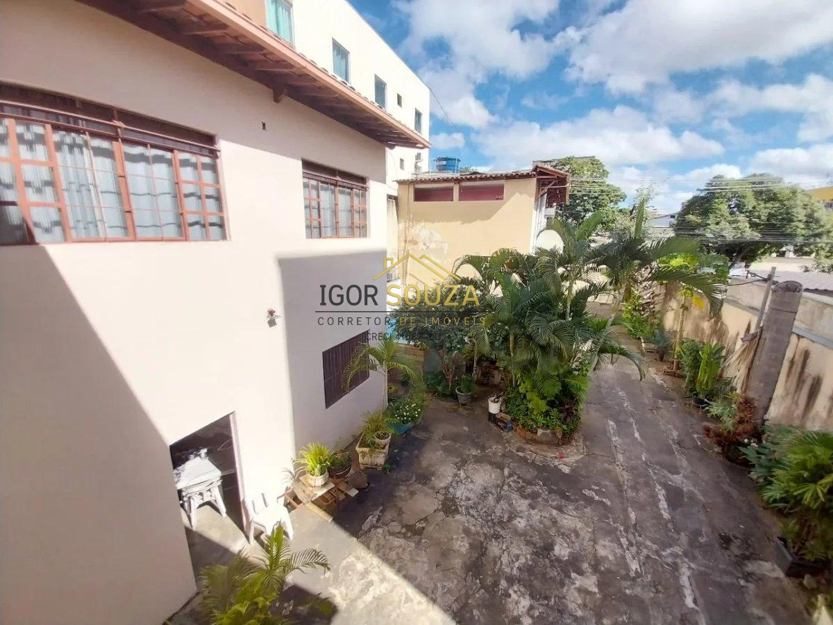  - Casa à venda em Governador Valadares, Vila Isa, com 7 quartos, 480m²