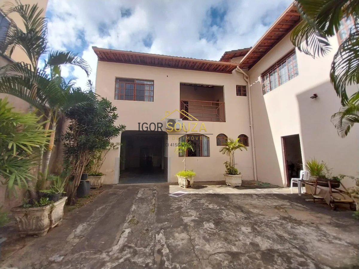 Casa à venda com 7 quartos - Vila Isa,Governador Valadares