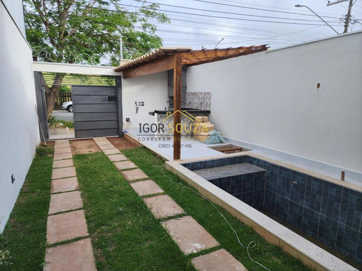 Duplex à venda com 2 quartos - Santa Rita,Governador Valadares