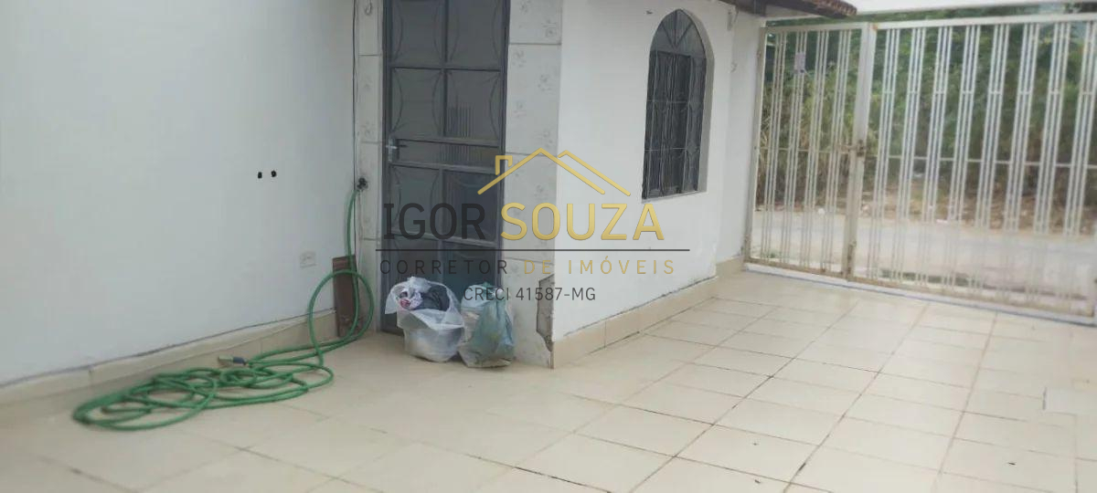 Duplex à venda com 3 quartos - Floresta,Governador Valadares