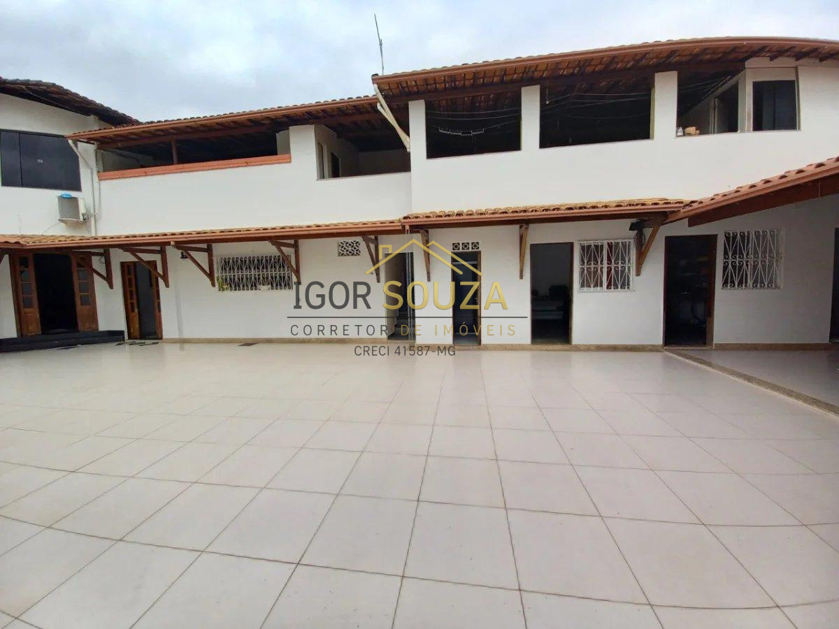 Duplex à venda com 4 quartos - SÃO PEDRO,Governador Valadares