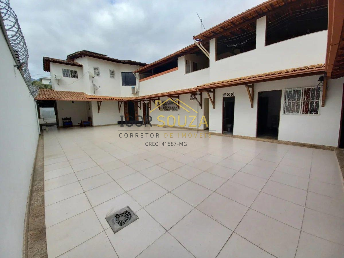 Duplex à venda com 4 quartos - SÃO PEDRO,Governador Valadares